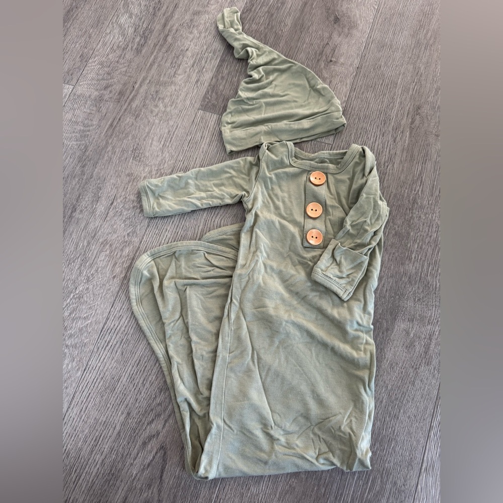 Green Baby Gown with Hat and Wooden Buttons